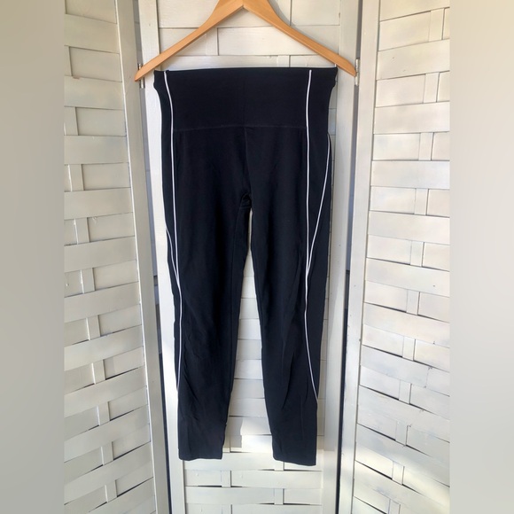 Adanola Ultimate Micro Piping Leggings Size Small - Picture 2 of 9